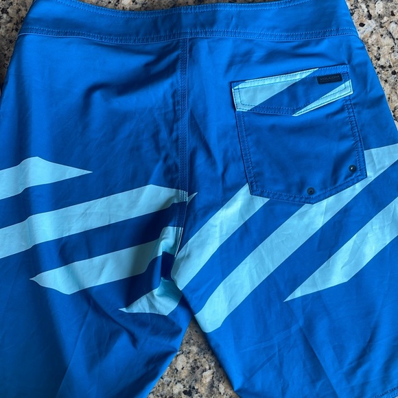 Volcom Mod Tech NWOT Men’s Board Shorts Size 32 - Picture 5 of 8